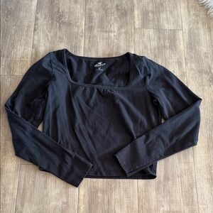 Hollister Black Square-Neck Long Sleeve Crop Top